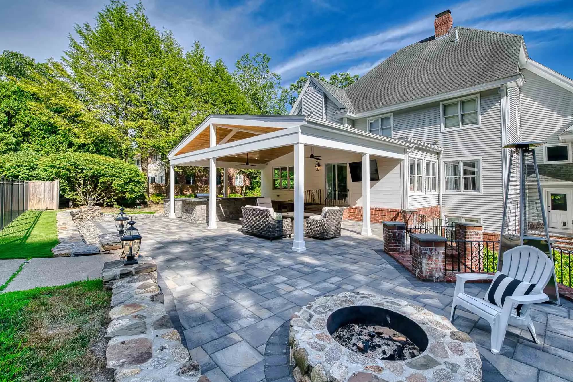 Fire Pits & Seating Walls Photo Gallery