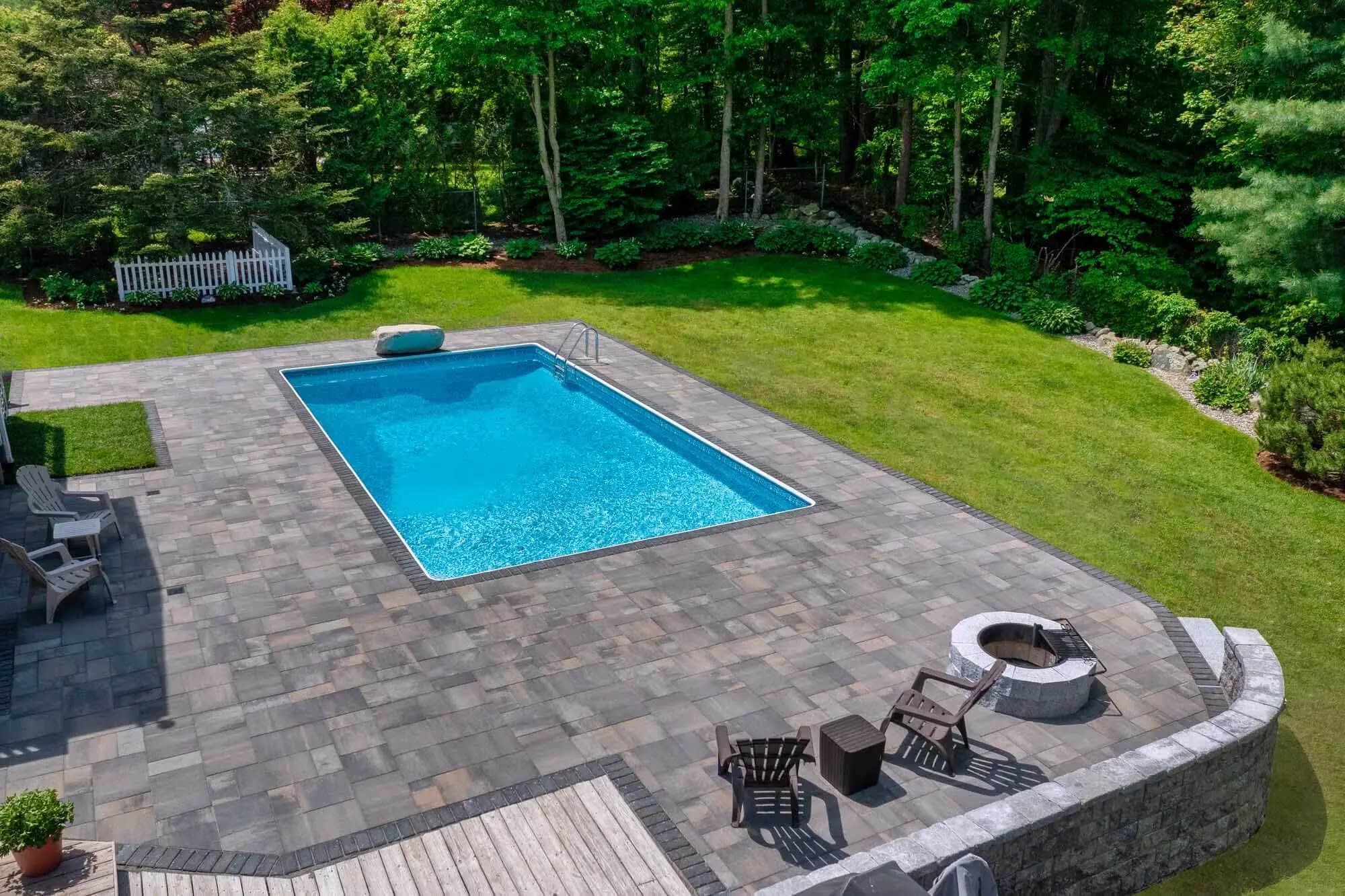Fire Pits & Seating Walls Photo Gallery